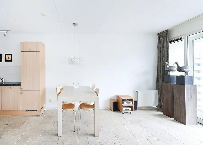 Jaktstuga Boathouse Suburban Amsterdam *