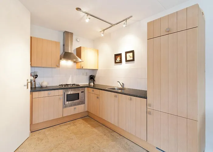 Boathouse Suburban Amsterdam * Uitgeest